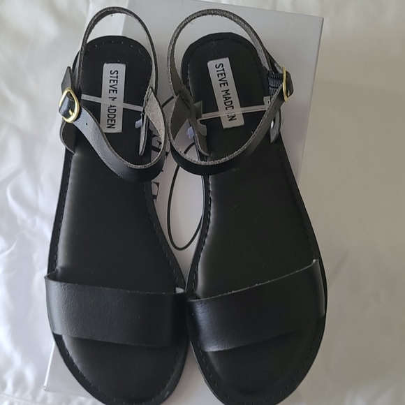 Steve Madden sandal - Picture 3 of 5